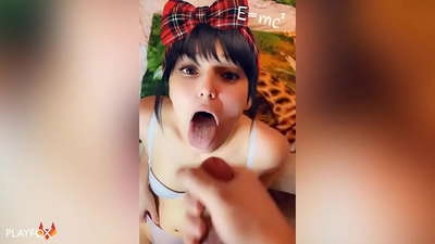 Школьница получает первую сперму в рот от одноклассника